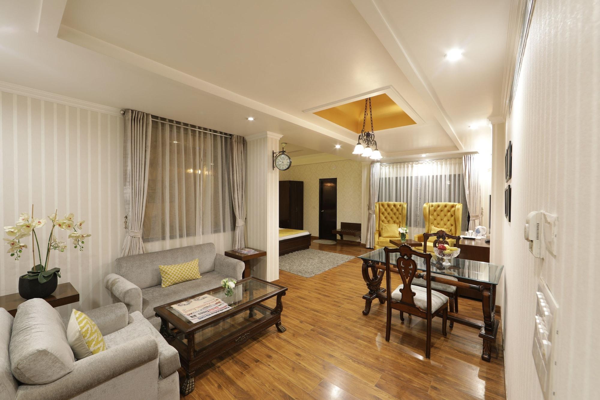 Rockland Hotel, C.R Park Ню Делхи Екстериор снимка