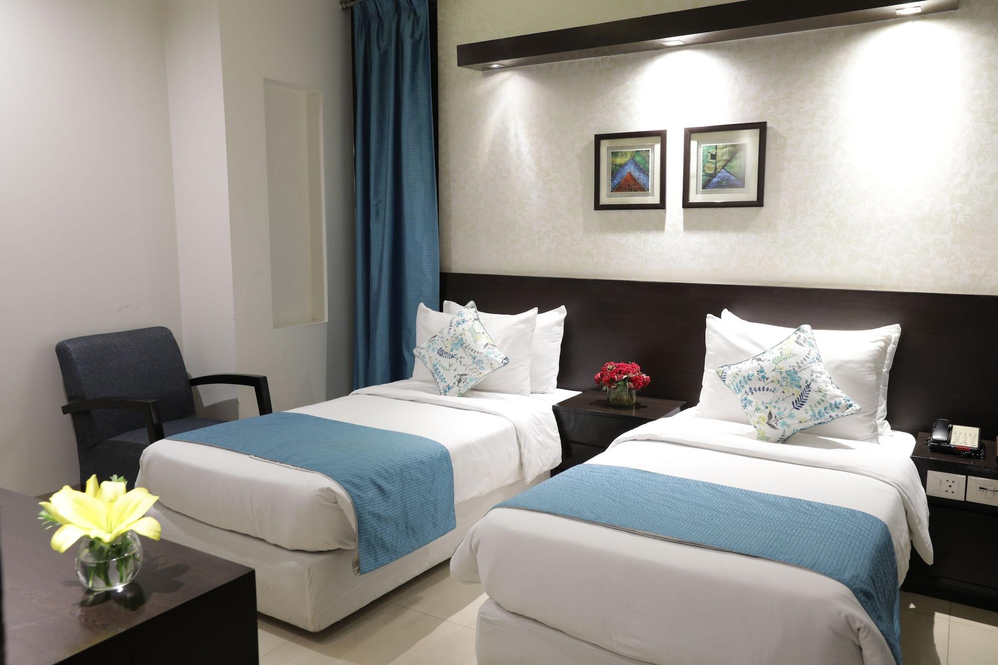 Rockland Hotel, C.R Park Ню Делхи Екстериор снимка