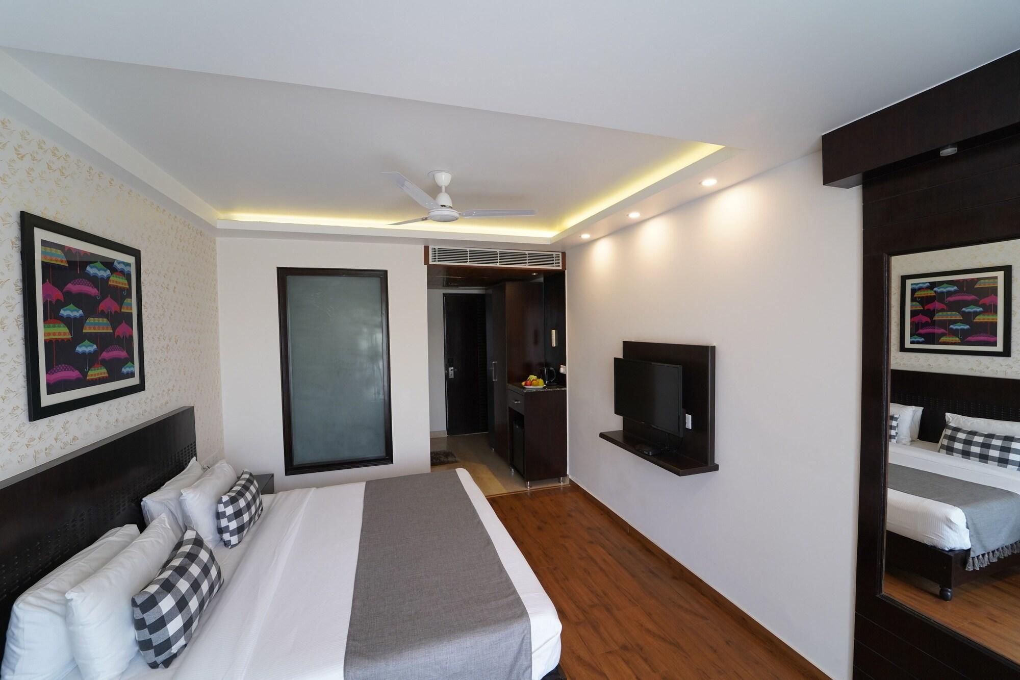 Rockland Hotel, C.R Park Ню Делхи Екстериор снимка